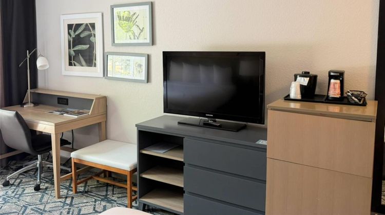 Country Inn & Suites Novi Room