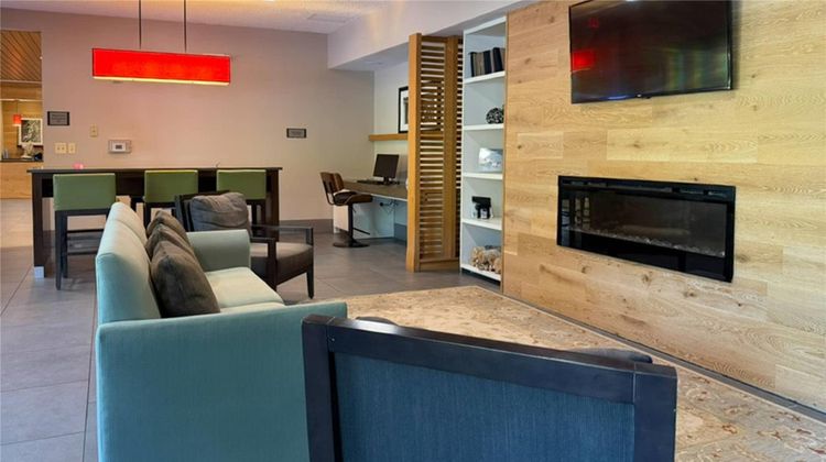 Country Inn & Suites Novi Restaurant