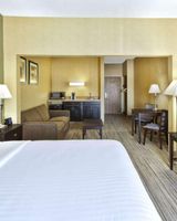 Country Inn & Suites Benton Harbor