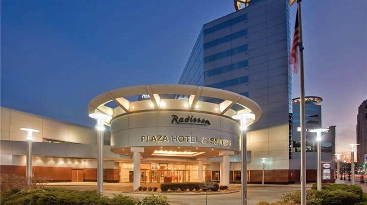 Radisson Plaza Hotel At Kalamazoo Center Exterior