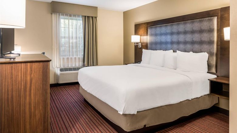 <b>Country Grandville-Grand Rapids West Room</b>. Images powered by <a href="https://iceportal.shijigroup.com/" title="IcePortal" target="_blank">IcePortal</a>.