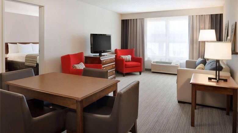 <b>Country Inn & Suites Houghton Suite</b>. Images powered by <a href="https://iceportal.shijigroup.com/" title="IcePortal" target="_blank">IcePortal</a>.