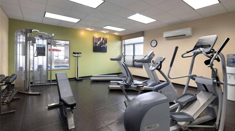 <b>Country Inn & Suites Houghton Health</b>. Images powered by <a href="https://iceportal.shijigroup.com/" title="IcePortal" target="_blank">IcePortal</a>.