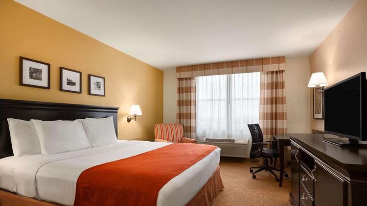 Country Inn & Suites Dundee Room