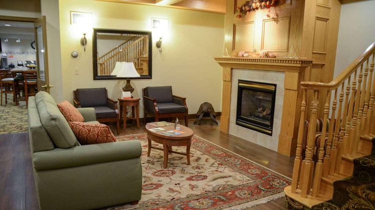 Country Inn & Suites Dundee Lobby