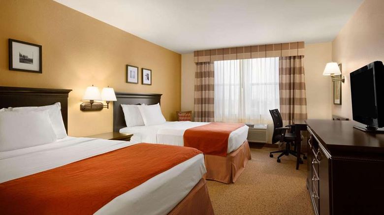<b>Country Inn & Suites Dundee Room</b>. Images powered by <a href="https://iceportal.shijigroup.com/" title="IcePortal" target="_blank">IcePortal</a>.