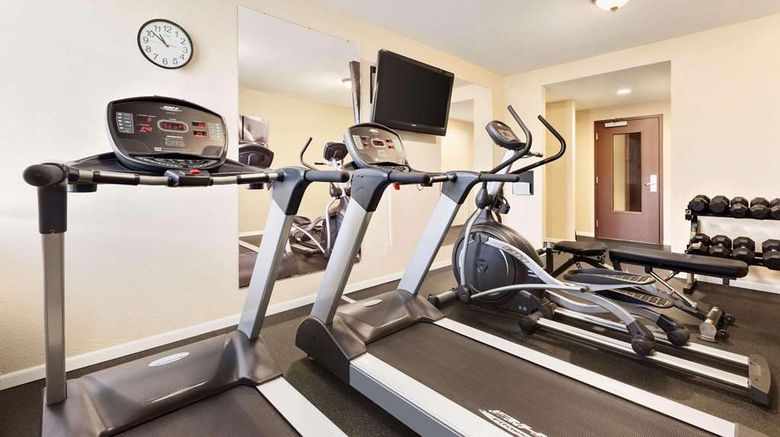 <b>Country Inn & Suites Eagan Health</b>. Images powered by <a href="https://iceportal.shijigroup.com/" title="IcePortal" target="_blank">IcePortal</a>.