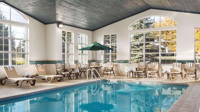 <b>Country Inn & Suites Eagan Pool</b>. Images powered by <a href="https://iceportal.shijigroup.com/" title="IcePortal" target="_blank">IcePortal</a>.