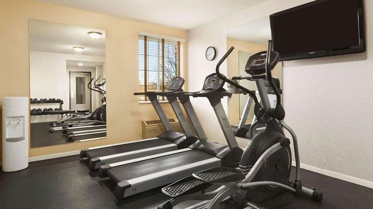 Country Inn & Suites Eagan Health