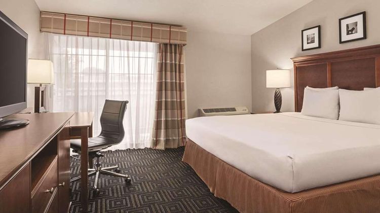 Country Inn & Suites Woodbury Room