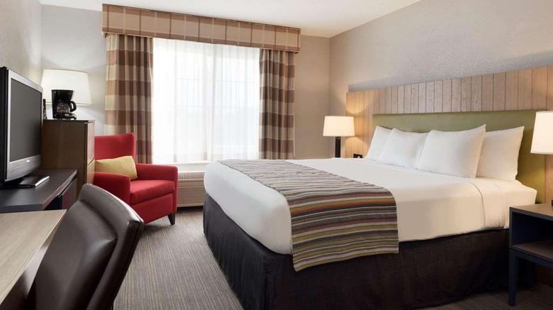 <b>Country Inn & Suites by Radisson Room</b>. Images powered by <a href="https://iceportal.shijigroup.com/" title="IcePortal" target="_blank">IcePortal</a>.
