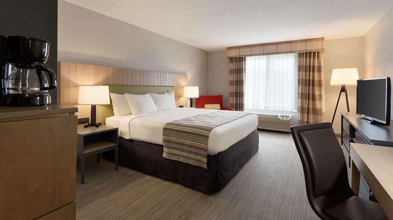 <b>Country Inn & Suites by Radisson Room</b>. Images powered by <a href="https://iceportal.shijigroup.com/" title="IcePortal" target="_blank">IcePortal</a>.