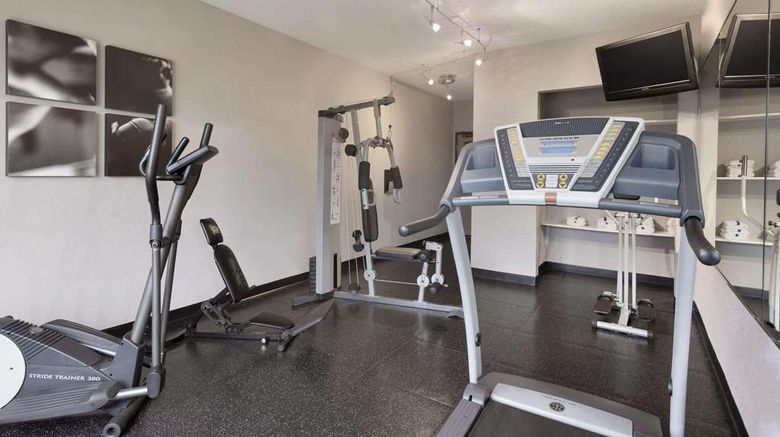 <b>Country Inn & Suites by Radisson Health</b>. Images powered by <a href="https://iceportal.shijigroup.com/" title="IcePortal" target="_blank">IcePortal</a>.