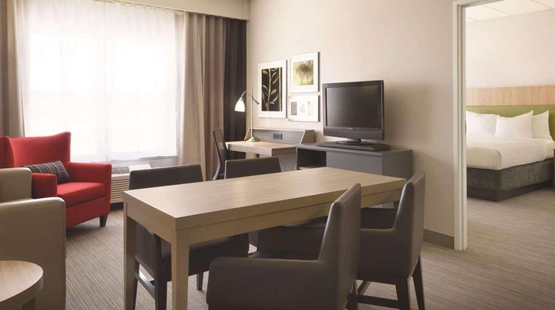<b>Country Inn & Suites Shoreview Suite</b>. Images powered by <a href="https://iceportal.shijigroup.com/" title="IcePortal" target="_blank">IcePortal</a>.