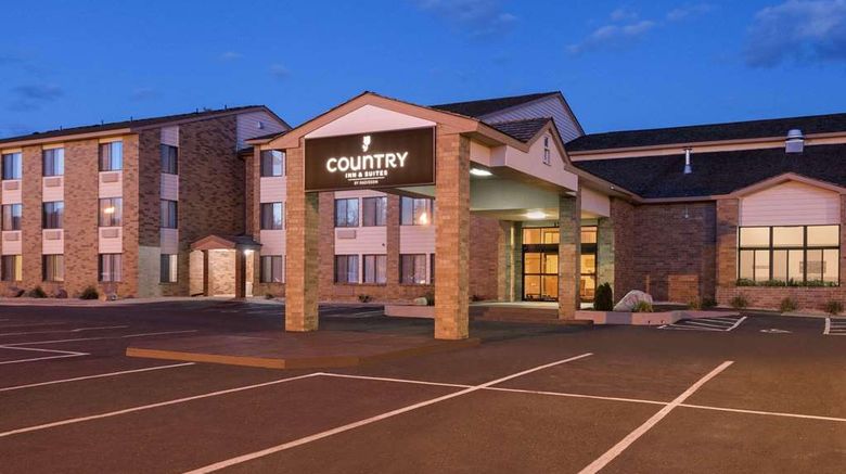 <b>Country Inn & Suites Coon Rapids Exterior</b>. Images powered by <a href="https://iceportal.shijigroup.com/" title="IcePortal" target="_blank">IcePortal</a>.