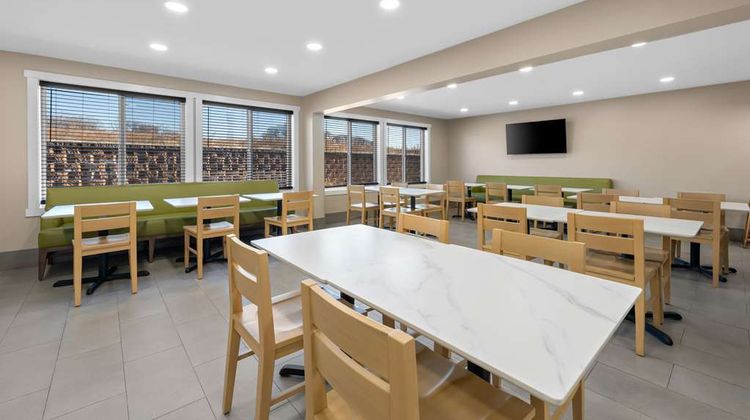 Country Inn & Suites Coon Rapids Restaurant