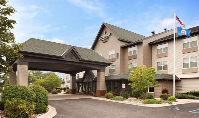 Country Inn & Suites St Cloud East Exterior