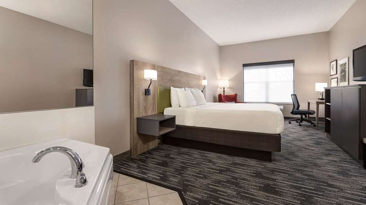 Country Inn & Suites St Cloud East Suite
