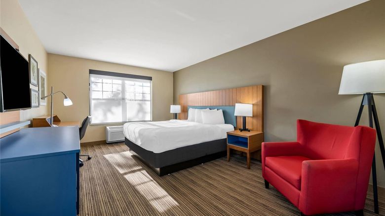 <b>Country Inn & Suites Red Wing Room</b>. Images powered by <a href="https://iceportal.shijigroup.com/" title="IcePortal" target="_blank">IcePortal</a>.