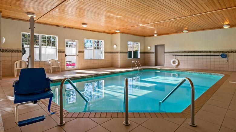 <b>Country Inn & Suites Red Wing Pool</b>. Images powered by <a href="https://iceportal.shijigroup.com/" title="IcePortal" target="_blank">IcePortal</a>.
