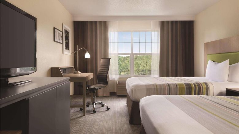 <b>Country Inn & Suites Cottage Grove Suite</b>. Images powered by <a href="https://iceportal.shijigroup.com/" title="IcePortal" target="_blank">IcePortal</a>.