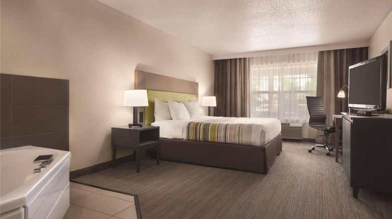 <b>Country Inn & Suites Cottage Grove Pool</b>. Images powered by <a href="https://iceportal.shijigroup.com/" title="IcePortal" target="_blank">IcePortal</a>.