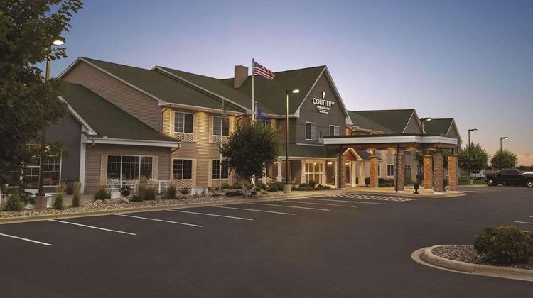 Country Inn & Suites Willmar Exterior