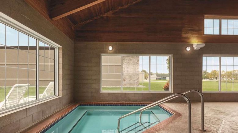 <b>Country Inn & Suites Willmar Pool</b>. Images powered by <a href="https://iceportal.shijigroup.com/" title="IcePortal" target="_blank">IcePortal</a>.