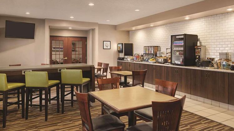 Country Inn & Suites Willmar Restaurant