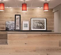 Country Inn & Suites Northfield Lobby