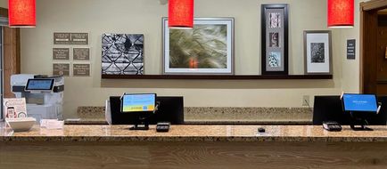 Country Inn & Suites Owatonna Lobby