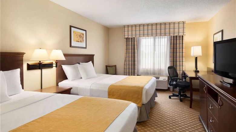 <b>Country Inn & Suites Owatonna Room</b>. Images powered by <a href="https://iceportal.shijigroup.com/" title="IcePortal" target="_blank">IcePortal</a>.