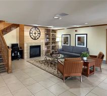 Country Inn & Suites Owatonna Lobby