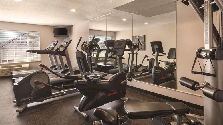 <b>Country Inn & Suites Albert Lea Health</b>. Images powered by <a href="https://iceportal.shijigroup.com/" title="IcePortal" target="_blank">IcePortal</a>.