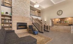 Country Inn & Suites Detroit Lakes, MN