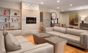 Country Inn & Suites Duluth North
