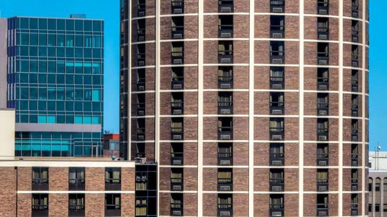 <b>Radisson Hotel Duluth Harborview Exterior</b>. Images powered by <a href="https://iceportal.shijigroup.com/" title="IcePortal" target="_blank">IcePortal</a>.