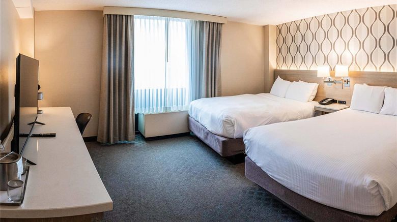 <b>Radisson Hotel Duluth Harborview Room</b>. Images powered by <a href="https://iceportal.shijigroup.com/" title="IcePortal" target="_blank">IcePortal</a>.