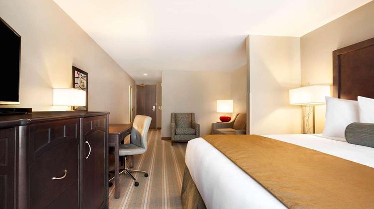 Country Inn & Suites Bemidji Suite