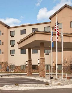 Country Inn & Suites Bemidji