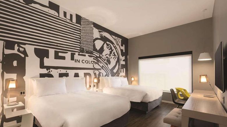 <b>Radisson Red Minneapolis Downtown Room</b>. Images powered by <a href="https://iceportal.shijigroup.com/" title="IcePortal" target="_blank">IcePortal</a>.