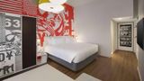 Radisson Red Minneapolis Downtown Room