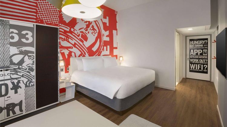 Radisson Red Minneapolis Downtown Room