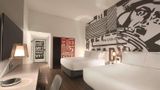 Radisson Red Minneapolis Downtown Room