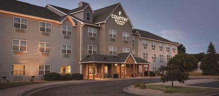 Country Inn & Suites Brooklyn Center Exterior