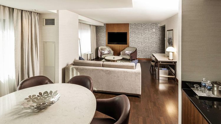 Radisson Blu Mall of America Suite