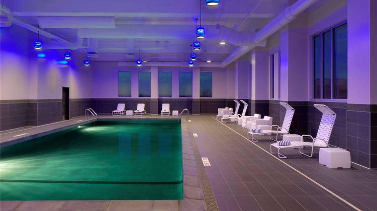 Radisson Blu Mall of America Pool