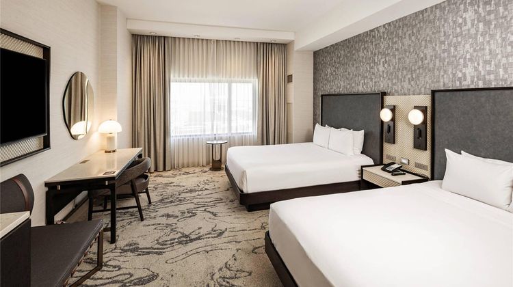 Radisson Blu Mall of America Suite