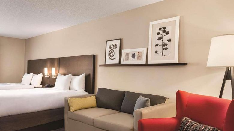 <b>Country Inn & Suites Buffalo Suite</b>. Images powered by <a href="https://iceportal.shijigroup.com/" title="IcePortal" target="_blank">IcePortal</a>.