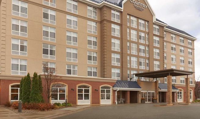 Country Inn & Suites Bloomington MOA Exterior